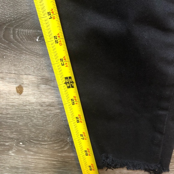 Levi Straus High Waisted Distressed Skinny Jeans - Picture 10 of 11